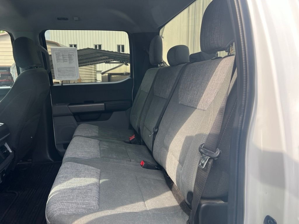 Used 2023  Ford  image 8