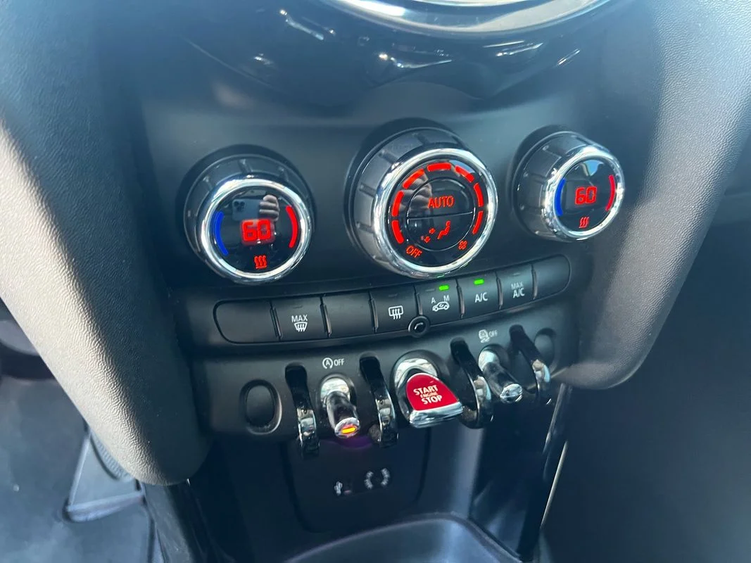 Used 2015  MINI Cooper S image 14