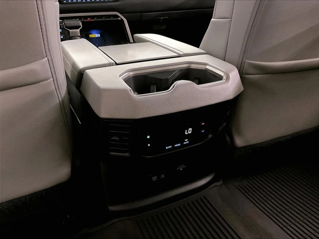 2024 Toyota Sequoia Limited - Photo 38