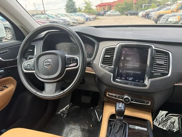Used 2016 White Volvo T6 Momentum image 8