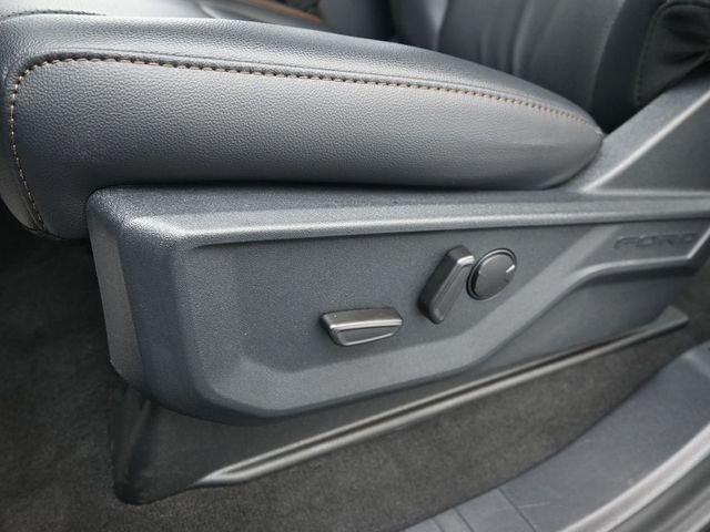 New 2026 Oxford White Ford F-250® Lariat® image 14