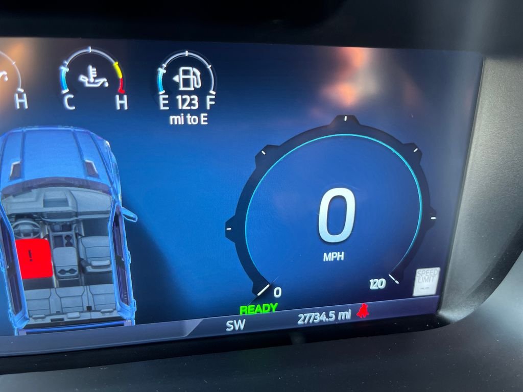Used 2024 Blue Ford XLT image 17