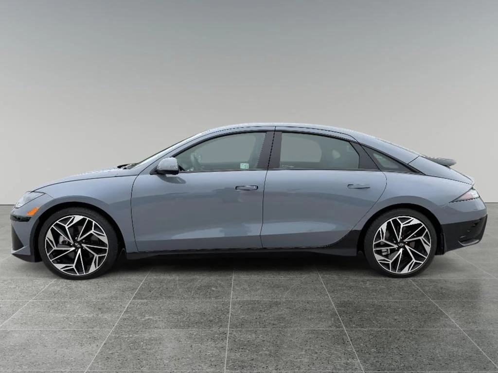 Certified Used 2024 Transmission Blue Hyundai SEL image 9