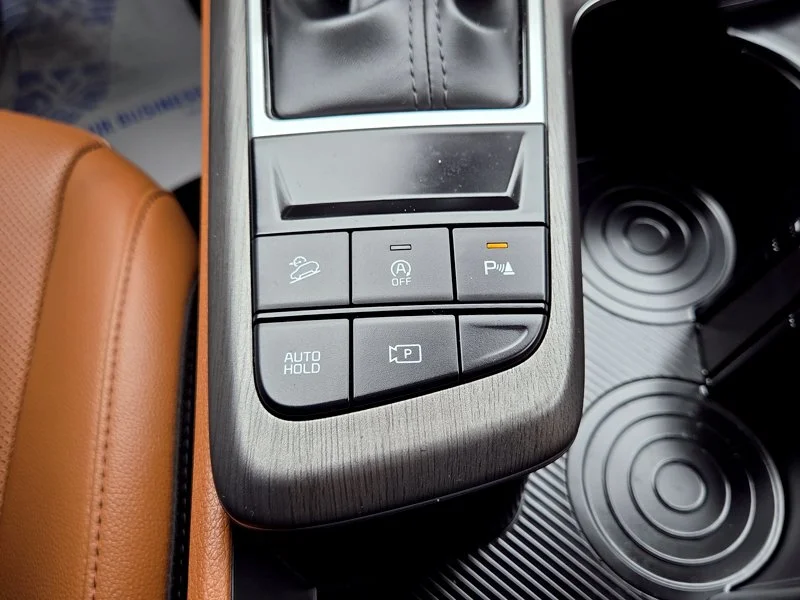 Used 2026 White Kia X-Line image 40