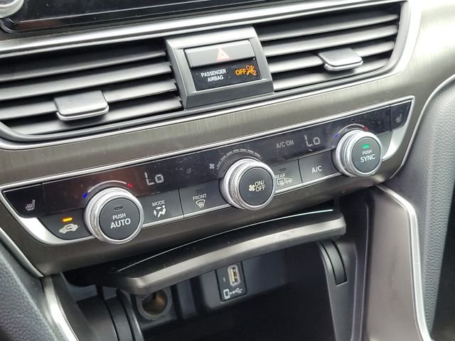 Used 2018 Black Honda EX-L image 24