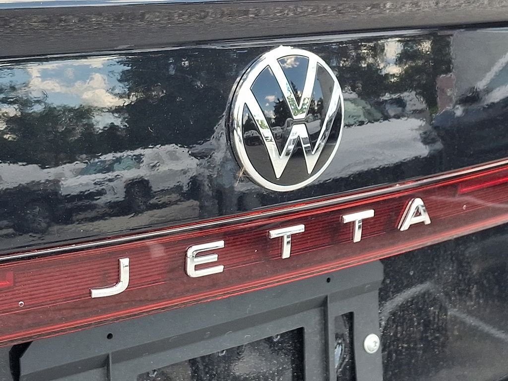 New 2026 Black Volkswagen 1.5T Sport image 13
