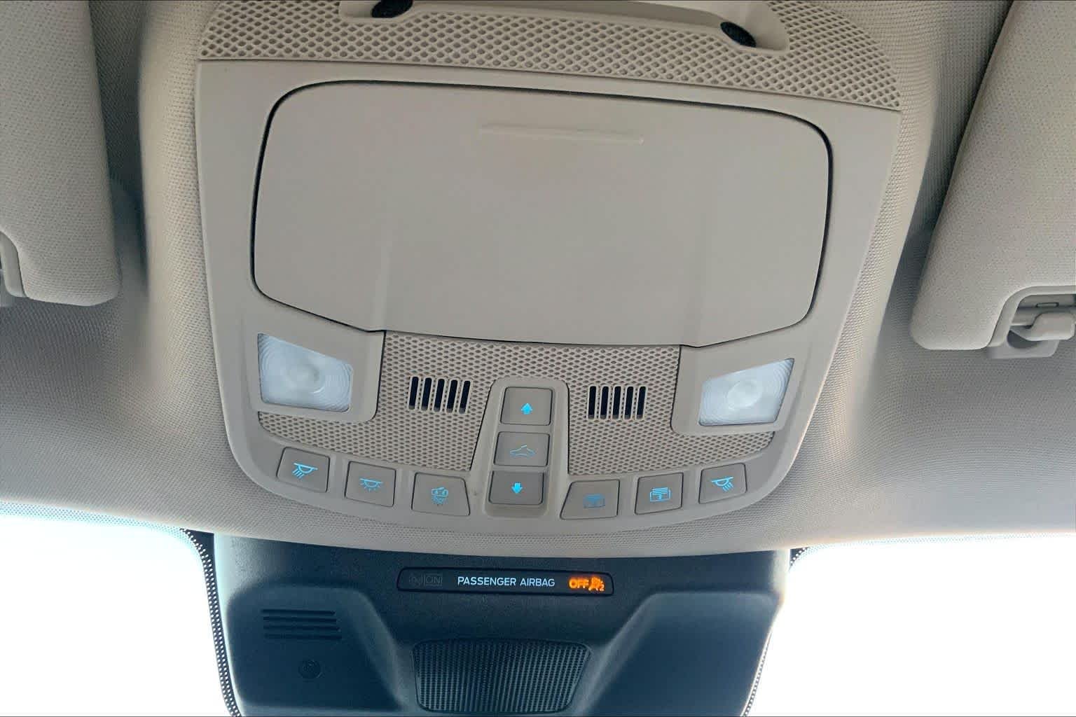 Used 2022 Oxford White Ford Limited image 35