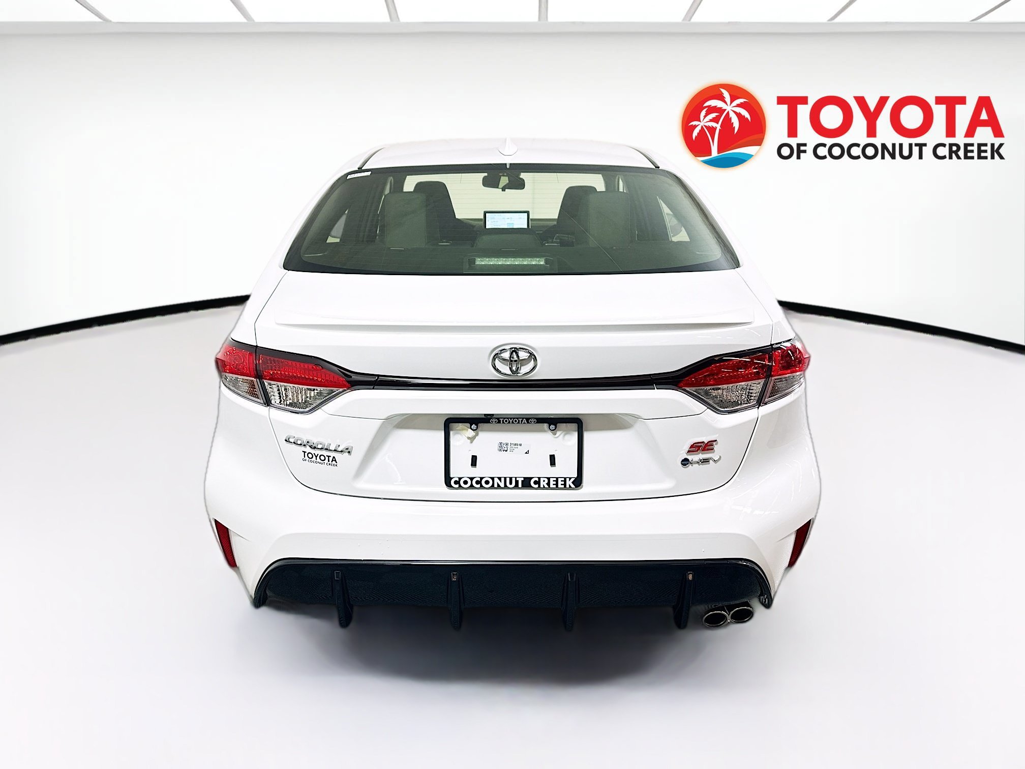 New 2026 Ice Cap Toyota Hybrid SE image 4