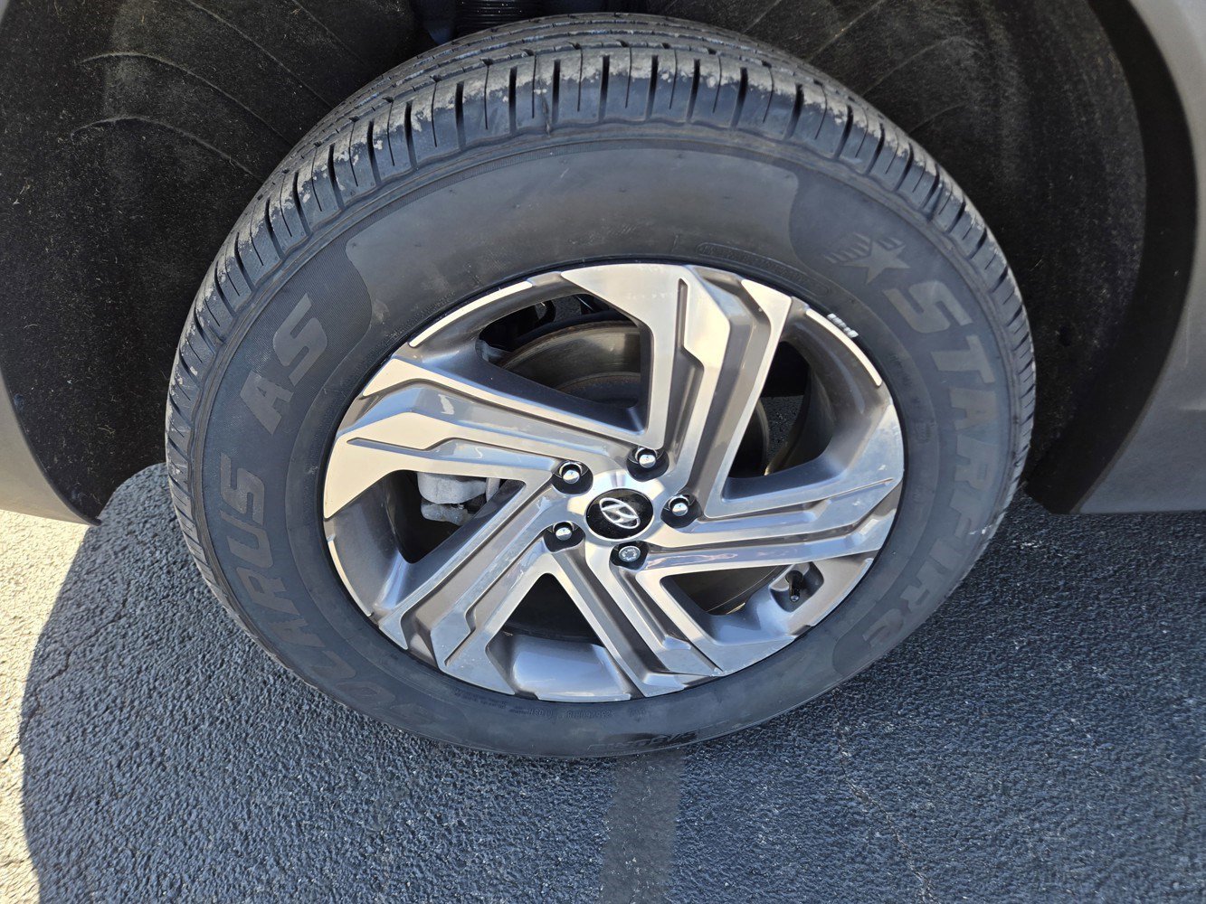 Used 2023 Stormy Sea Hyundai SEL image 45