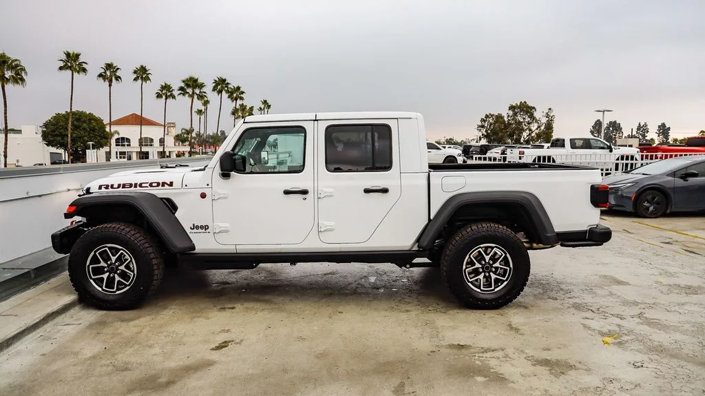 New 2026 White Jeep Rubicon image 14