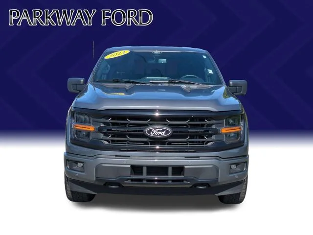 Used 2024 Gray Ford XLT image 8