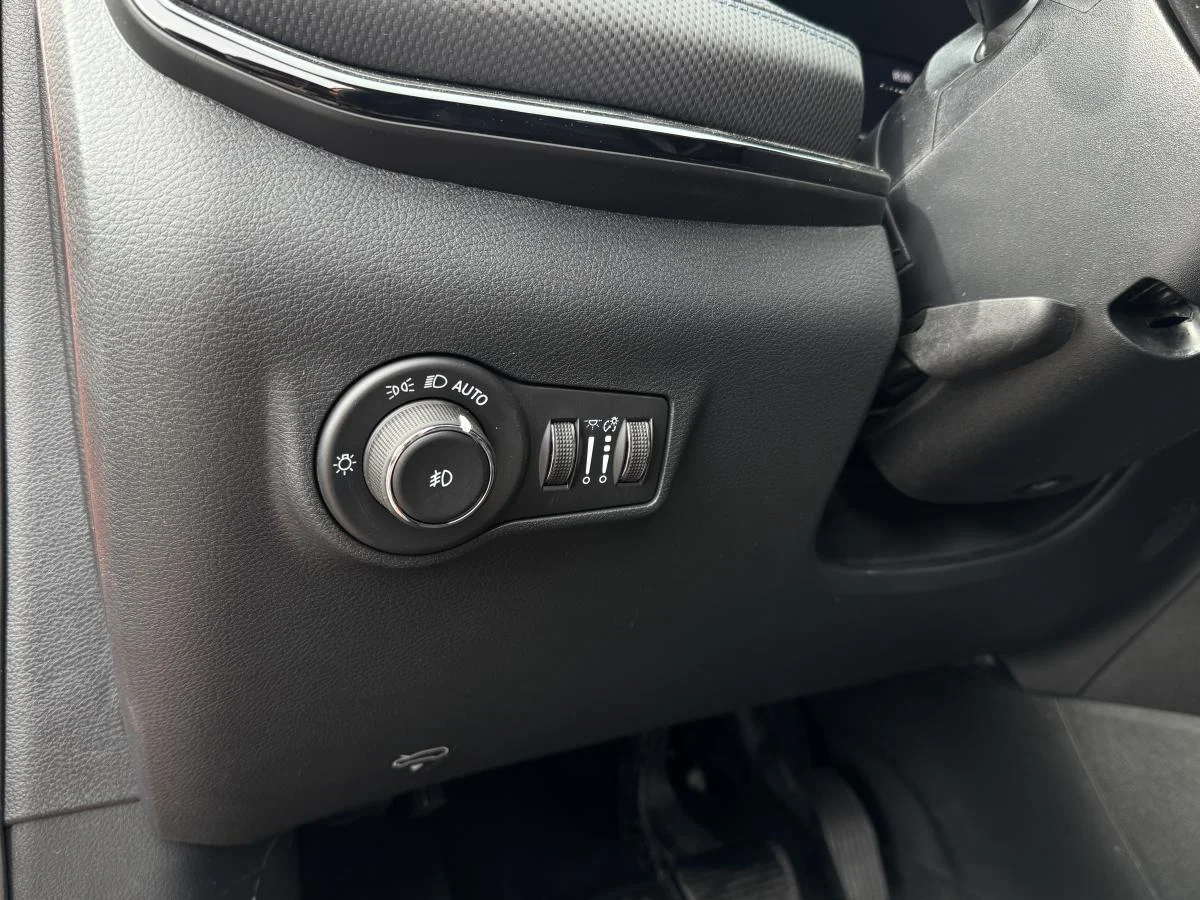 New 2026 joose (pl4) Jeep North image 14