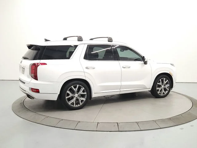 Used 2021 White Hyundai Limited image 8
