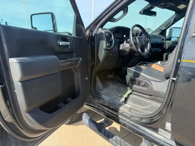 2021 Chevrolet Silverado 2500HD LTZ - Photo 10