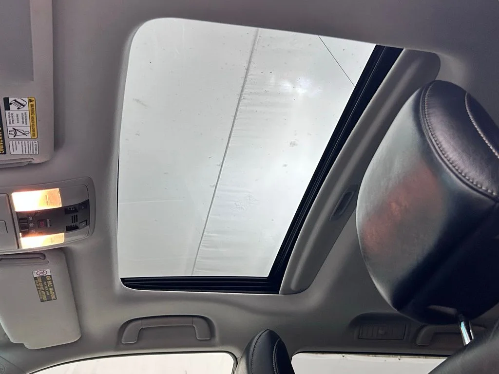 Used 2016 Silver Lexus 460 image 25
