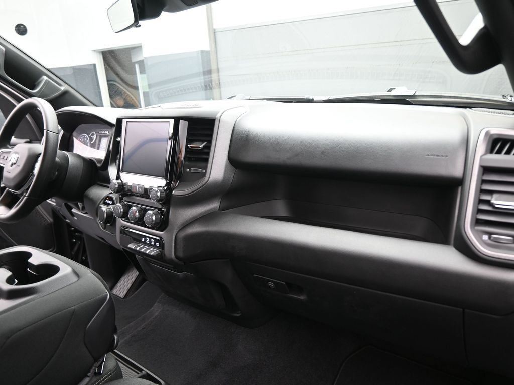 New 2026 Granite Crystal Metallic Clear-Coat Exterior Paint RAM Express image 27