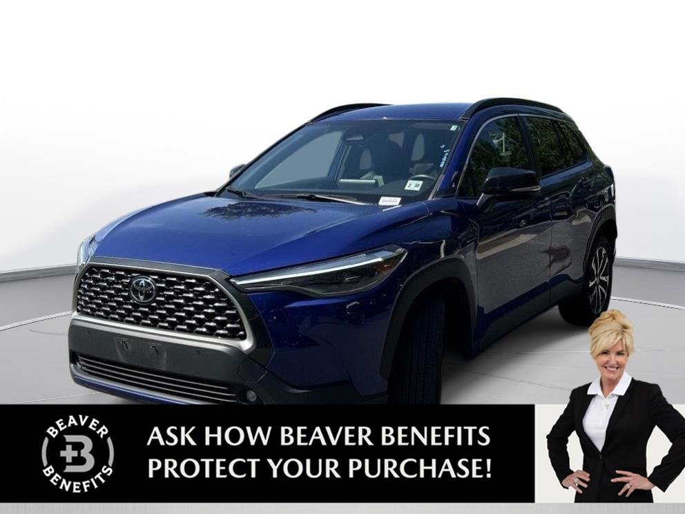 Used 2025 Blue Crush Metallic Toyota XLE image 1