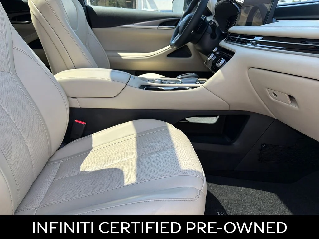 Certified Used 2023 Majestic White INFINITI LUXE image 41