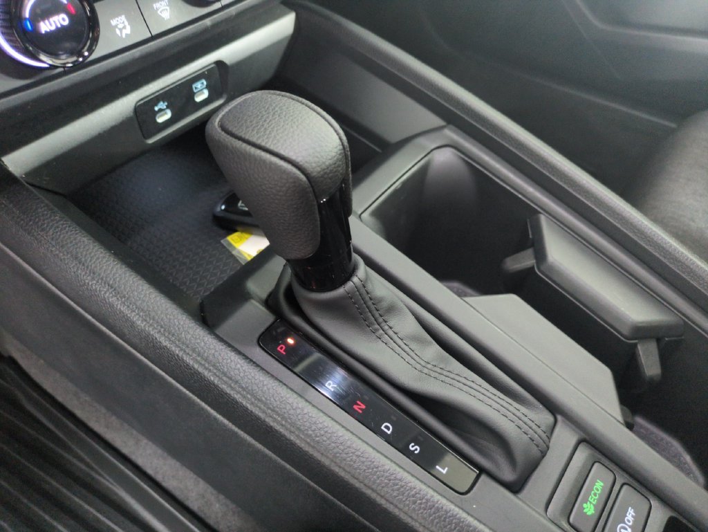 2025 Honda Accord SE - Photo 31