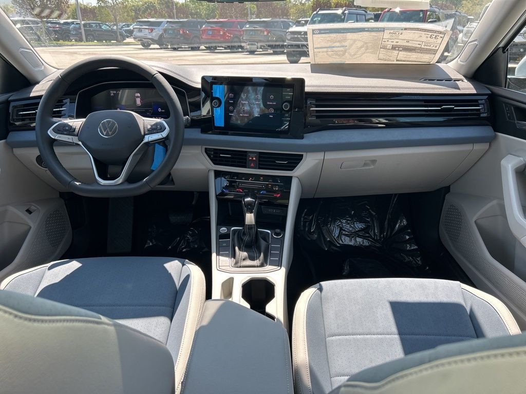 New 2026 White Volkswagen 1.5T SE image 10