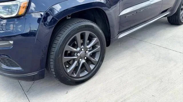 Used 2018 Blue Jeep High Altitude image 9