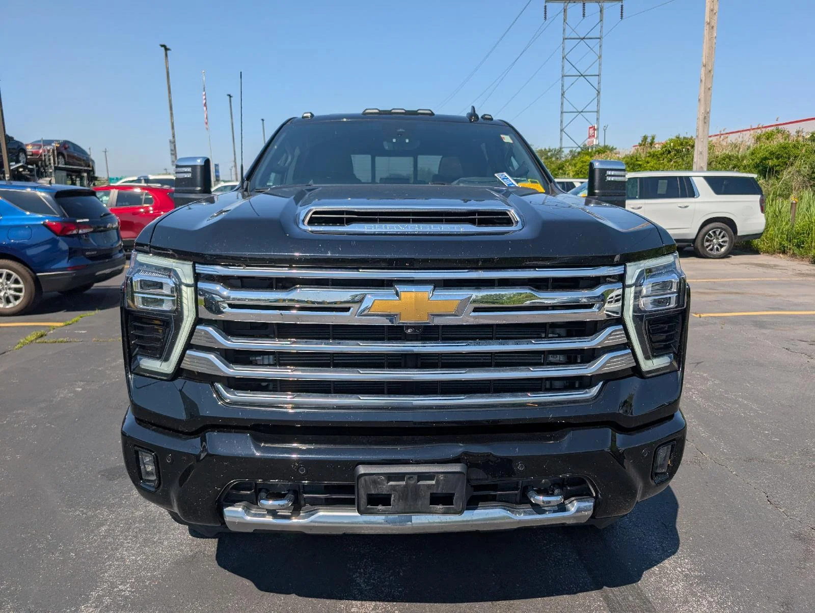 Used 2024 Black Chevrolet High Country image 2