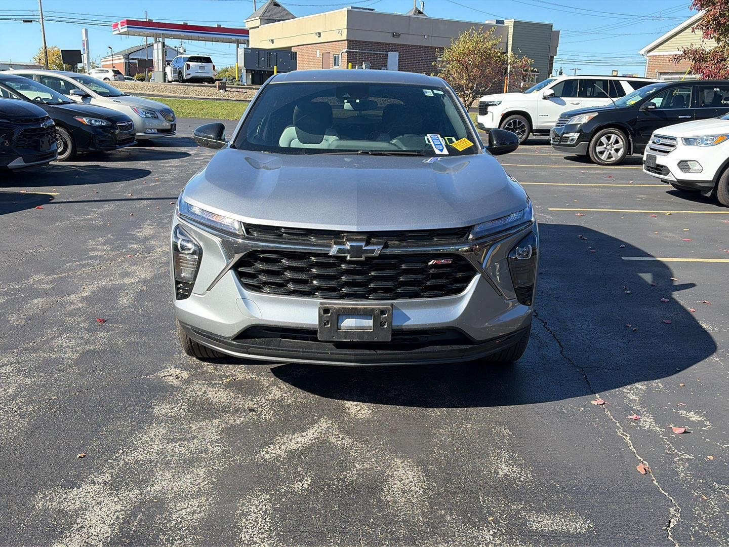 Used 2025 Gy Chevrolet  image 2