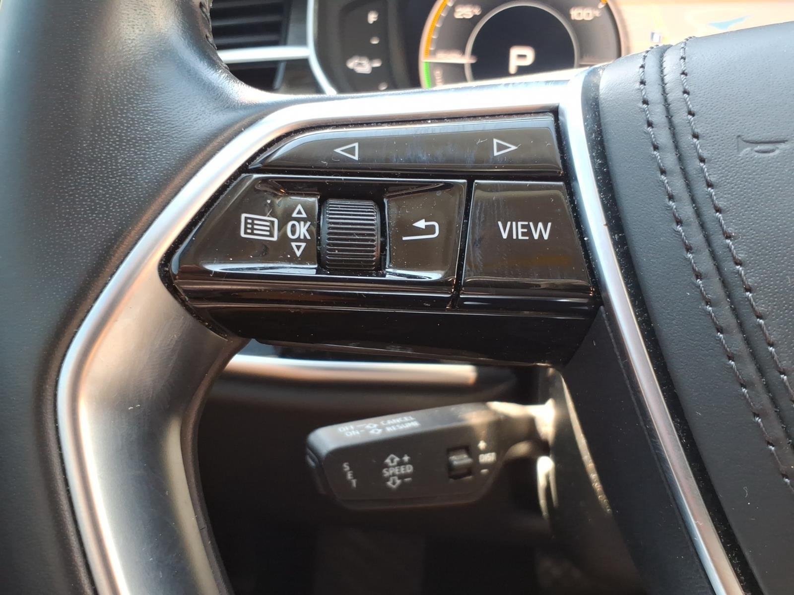 Used 2020 Glacier White Metallic Audi  image 15