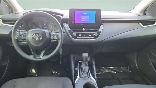 Certified Used 2025 SILVER ME. Toyota  image 11