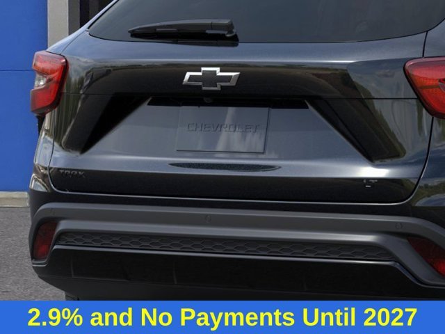 New 2026 Mosaic Black Metallic Chevrolet LT image 17