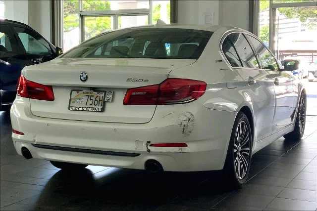 Used 2018 Mineral White Metallic BMW 530e iPerformance image 6