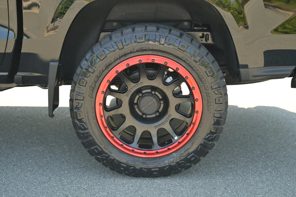 2026 Chevrolet Colorado Z71 - Photo 12