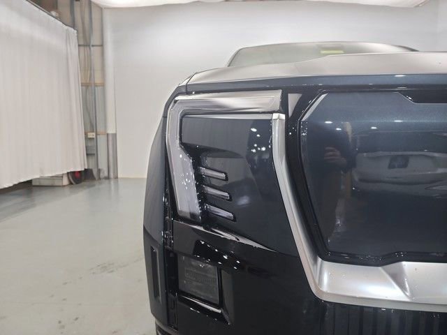 2025 GMC Sierra EV Denali - Photo 32