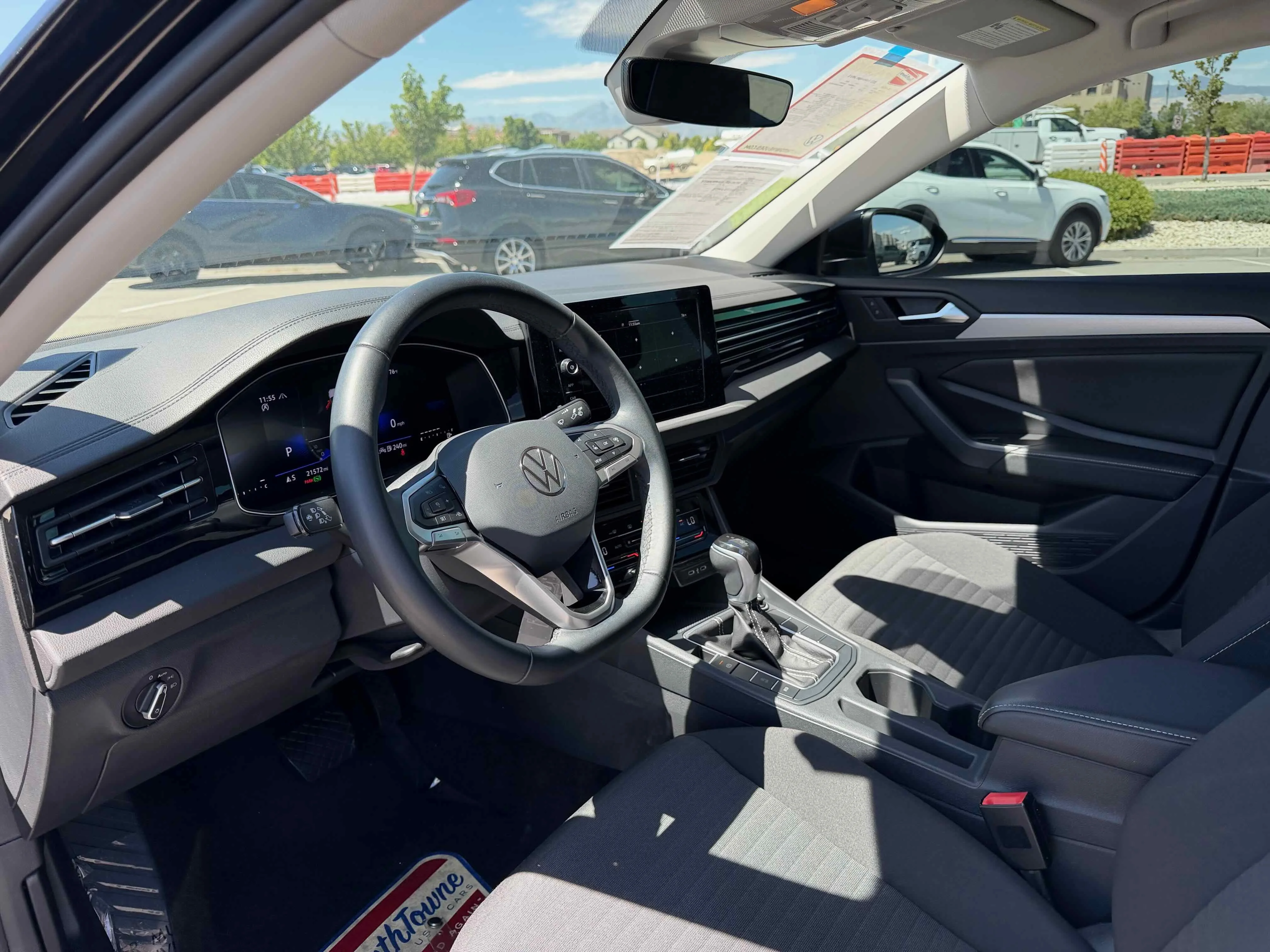 Used 2025 Black Volkswagen S image 3