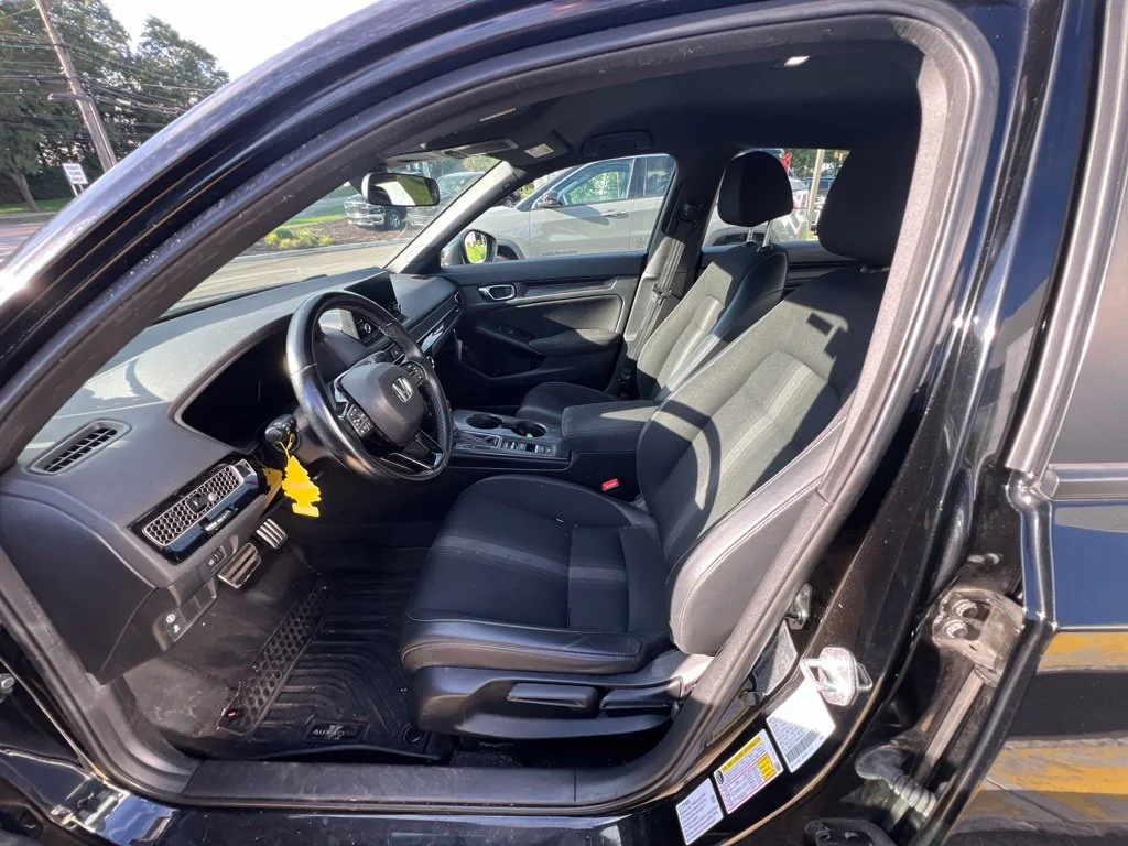 Used 2022 Black Honda Sport image 10