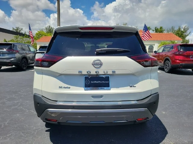 Certified Used 2023 White Nissan SL image 5