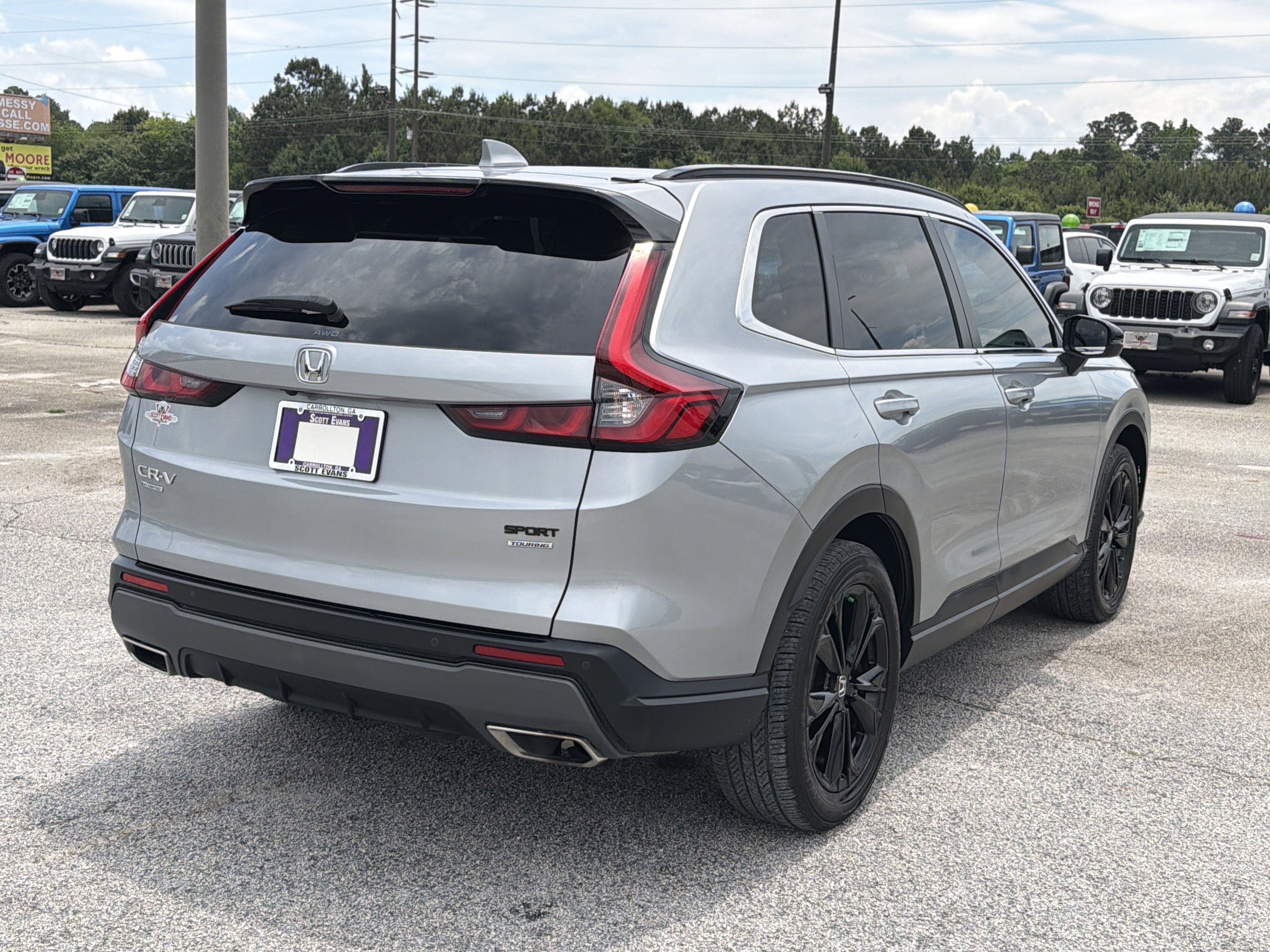 Used 2023 Lunar Silver Metallic Honda Sport Touring image 8
