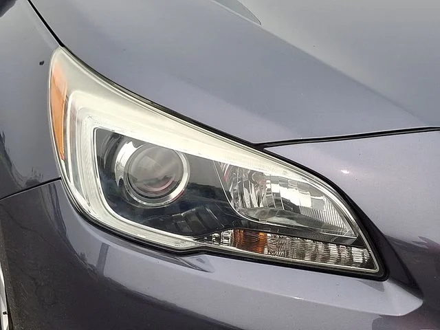 Used 2016 Gray Subaru 2.5i Premium image 10