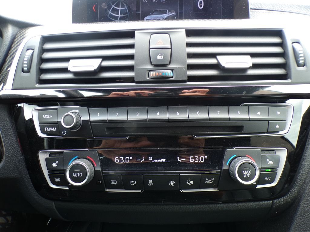 Used 2019 Mineral Grey Metallic BMW Base image 19