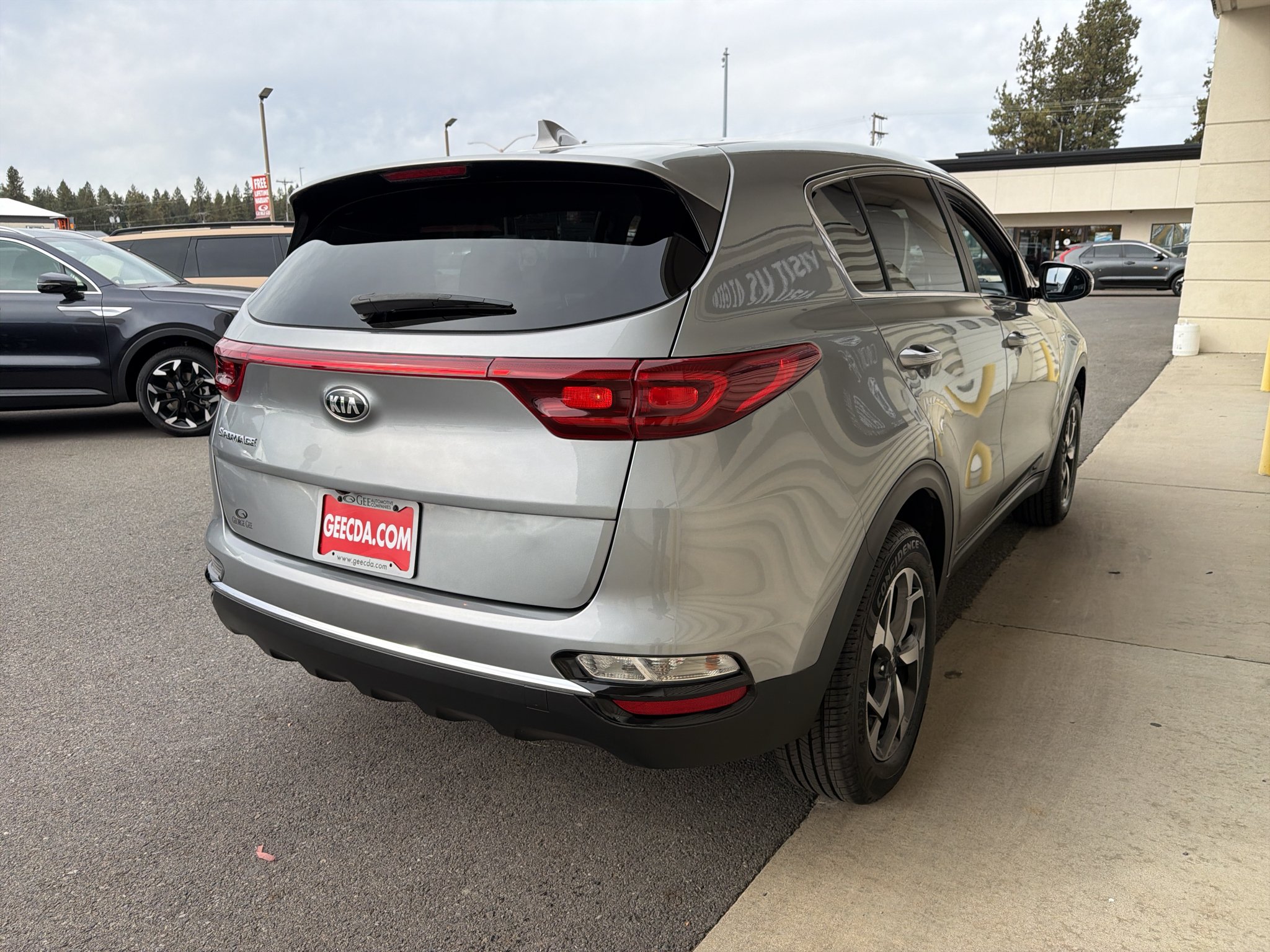 Used 2021 Steel Gray Kia LX image 4