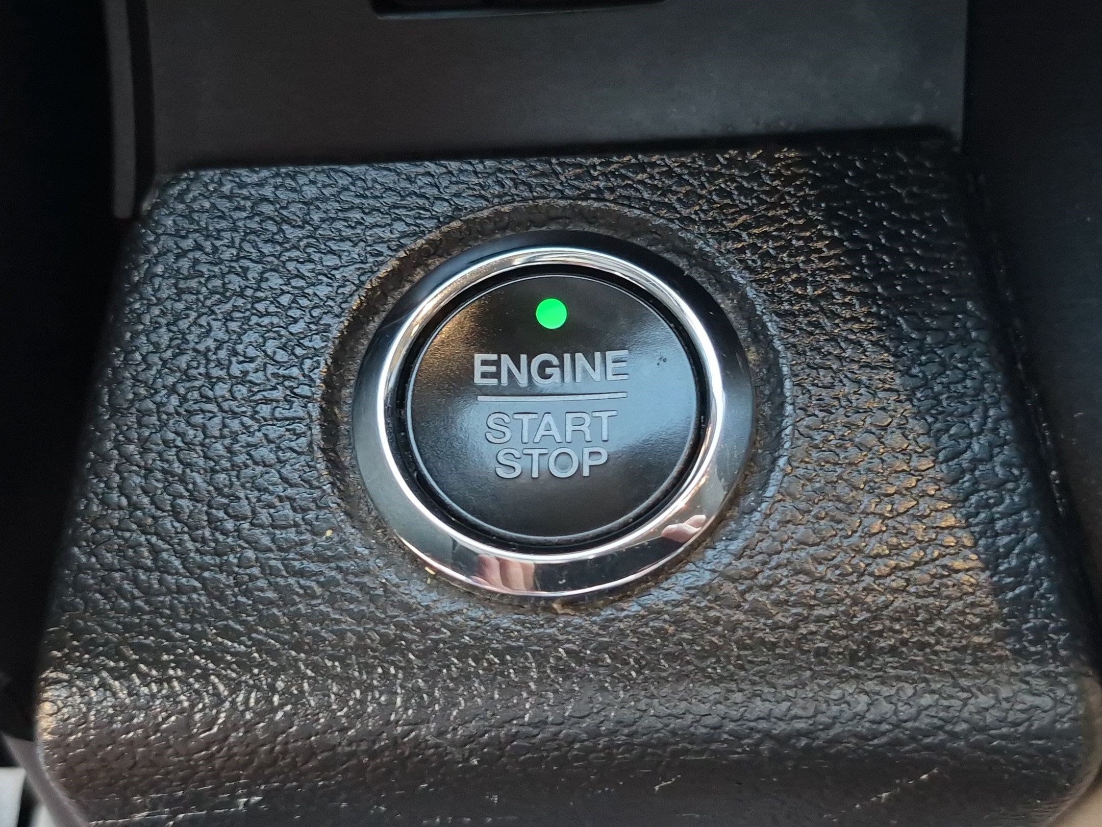 Used 2018 Magnetic Ford LARIAT image 19