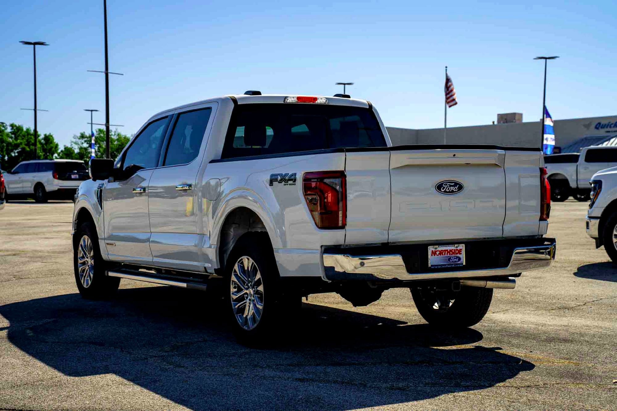New 2025 Star White Metallic Tri-Coat Ford LARIAT image 5