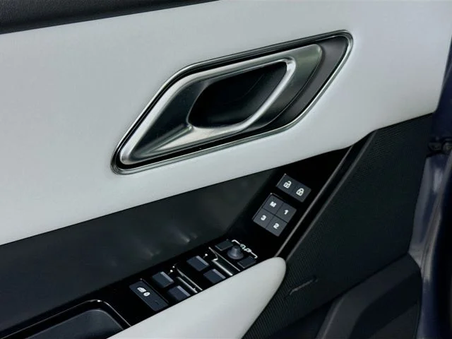 New 2026 Varesine Blue Land Rover S image 20