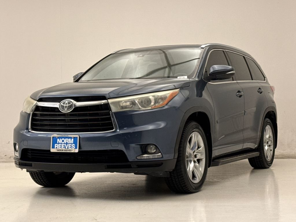 Used 2015 Toyota Highlander Limited Platinum with VIN 5TDYKRFH3FS054641 for sale in North Richland Hills, TX