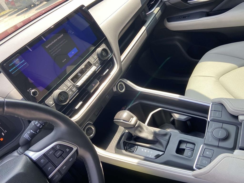 Used 2025 Red Toyota XLE image 26
