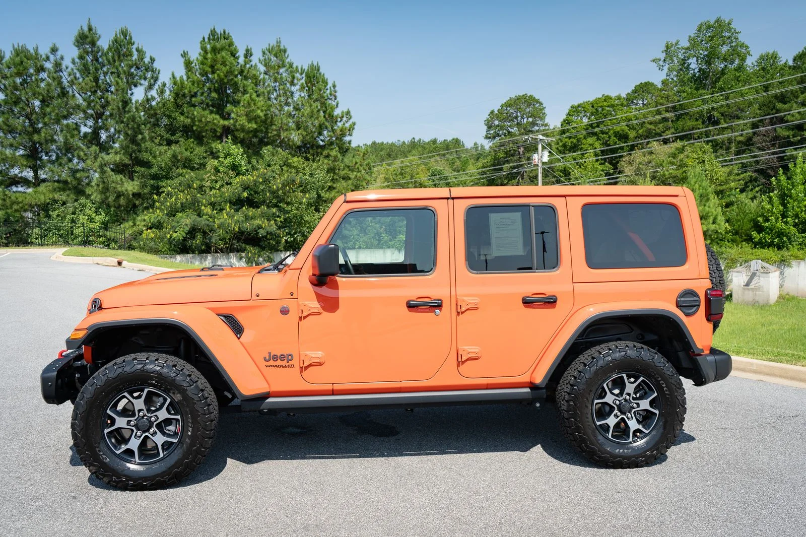 Used 2019 Orange Jeep Unlimited Rubicon image 5