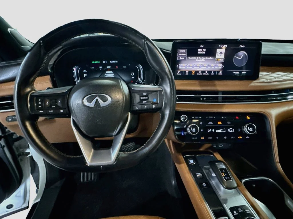 Certified Used 2023 Black INFINITI Autograph image 12