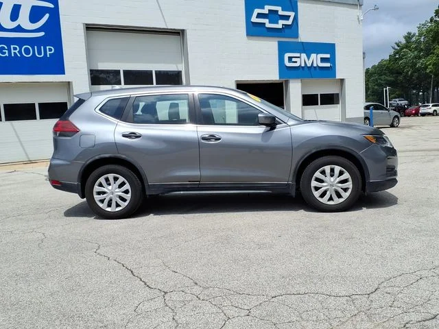 Used 2018 Gray Nissan S image 18