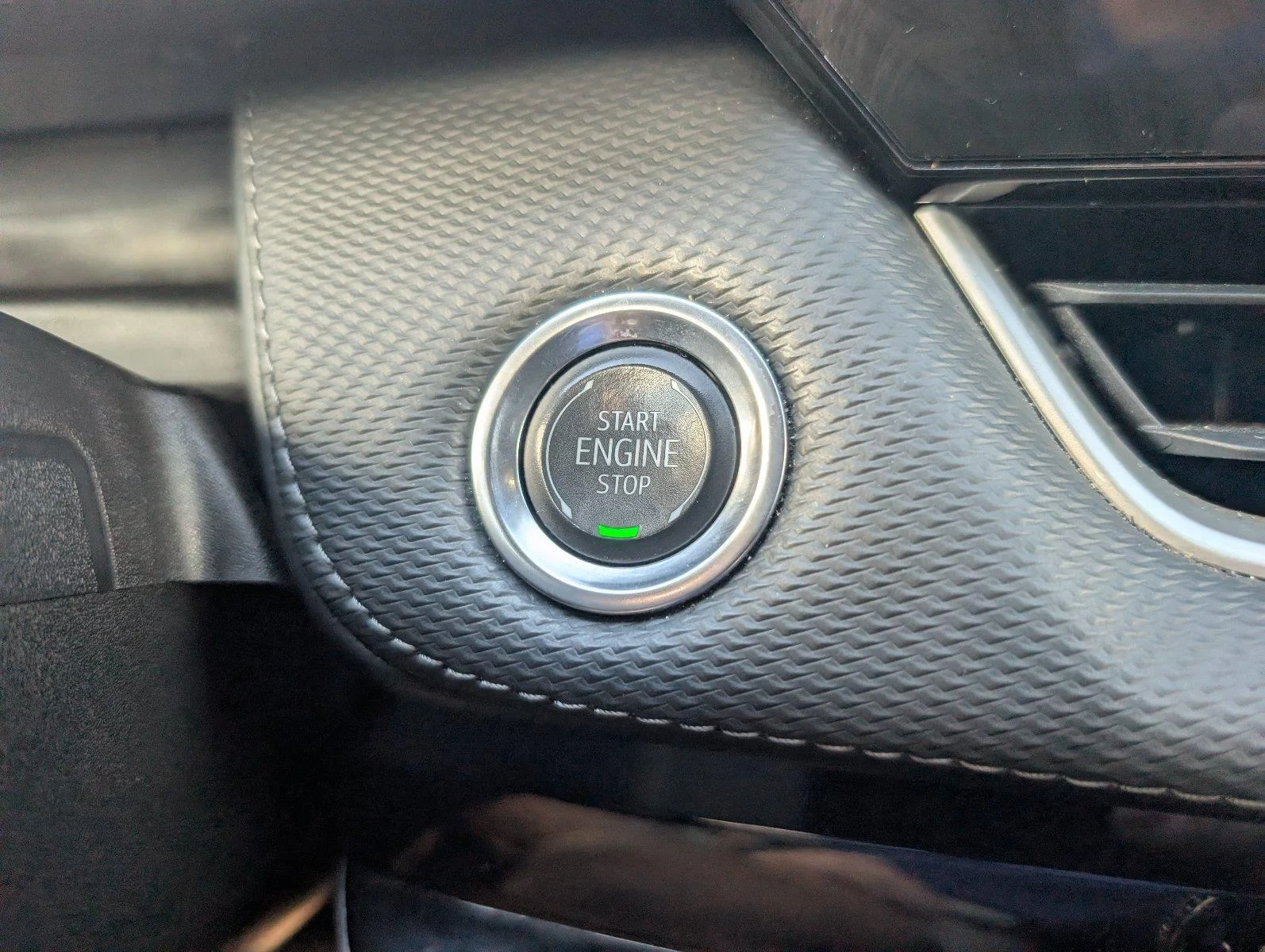 Used 2025 Cacti Green Chevrolet LT image 20