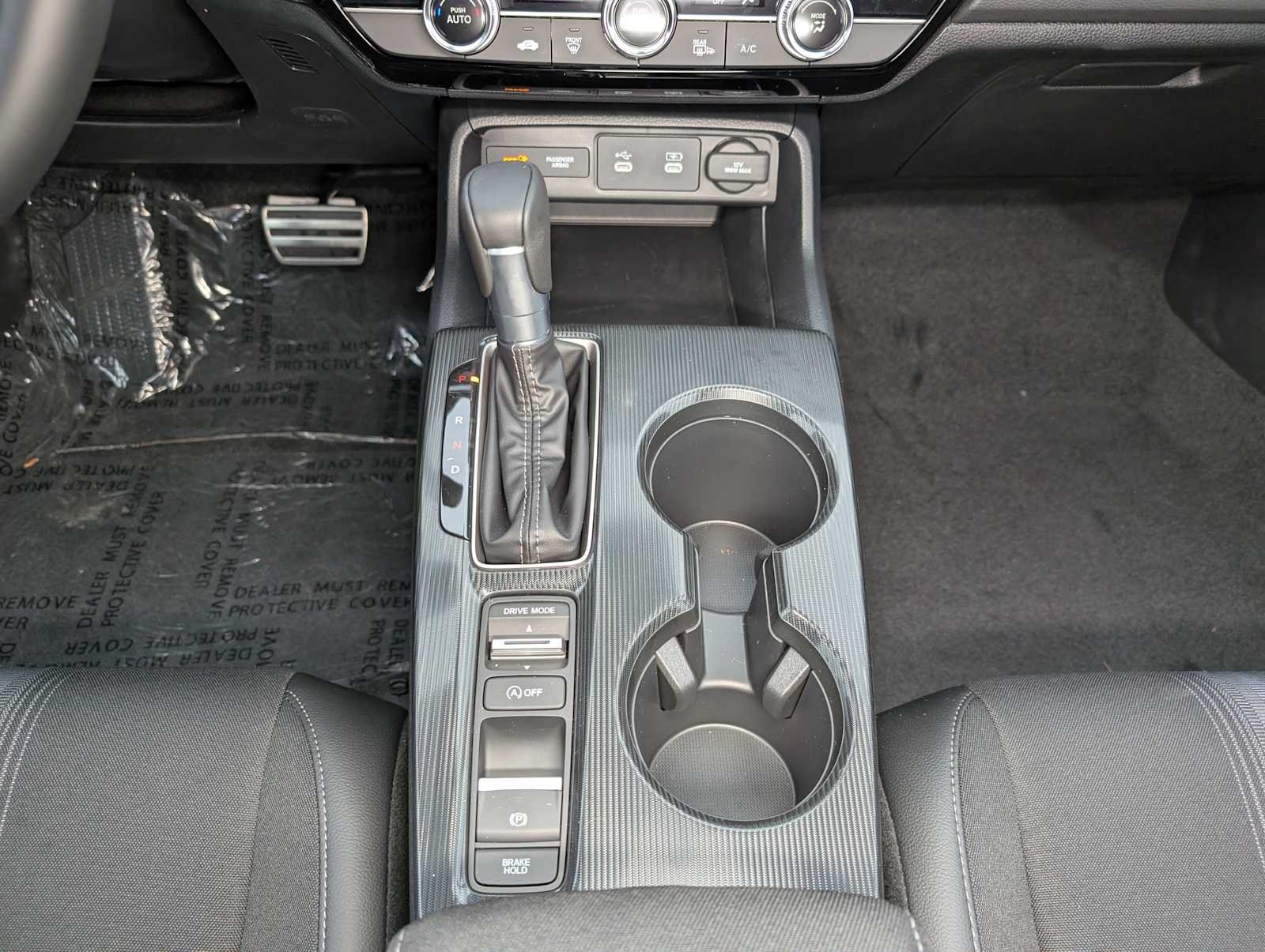 2026 Honda Civic Hatchback Sport - Photo 13